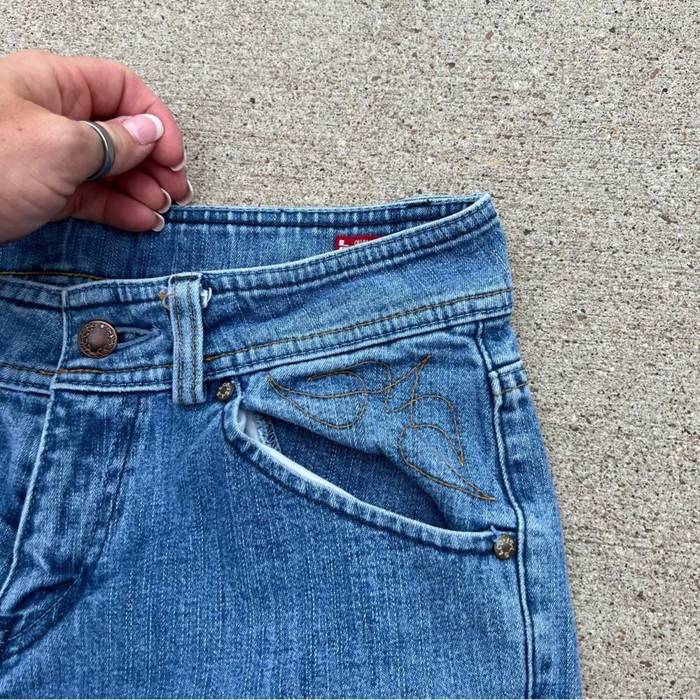 Vintage Y2K Levis low rise bareback stretch button kick pleat hem - Picture 4 of 12
